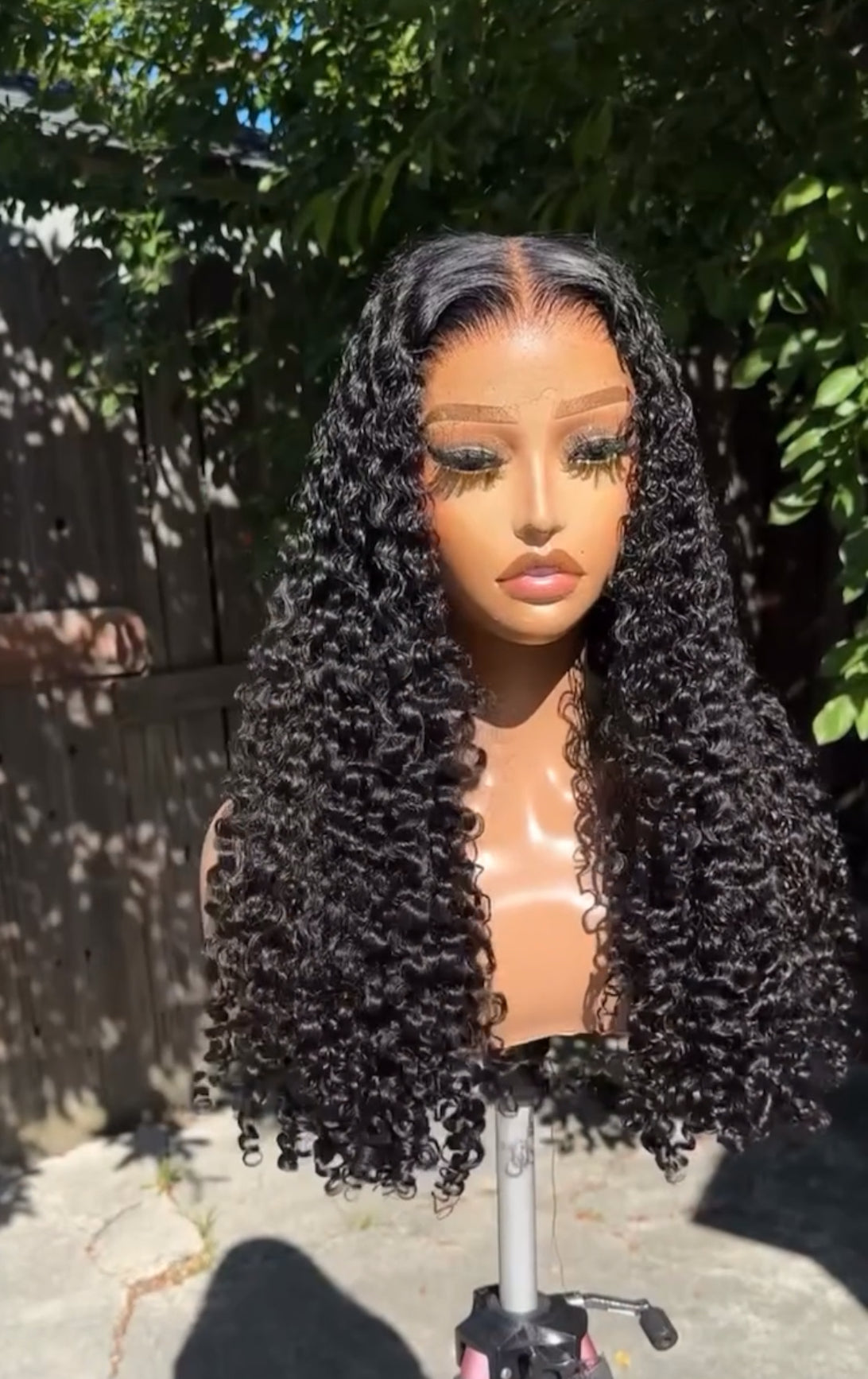 Deep curly wig